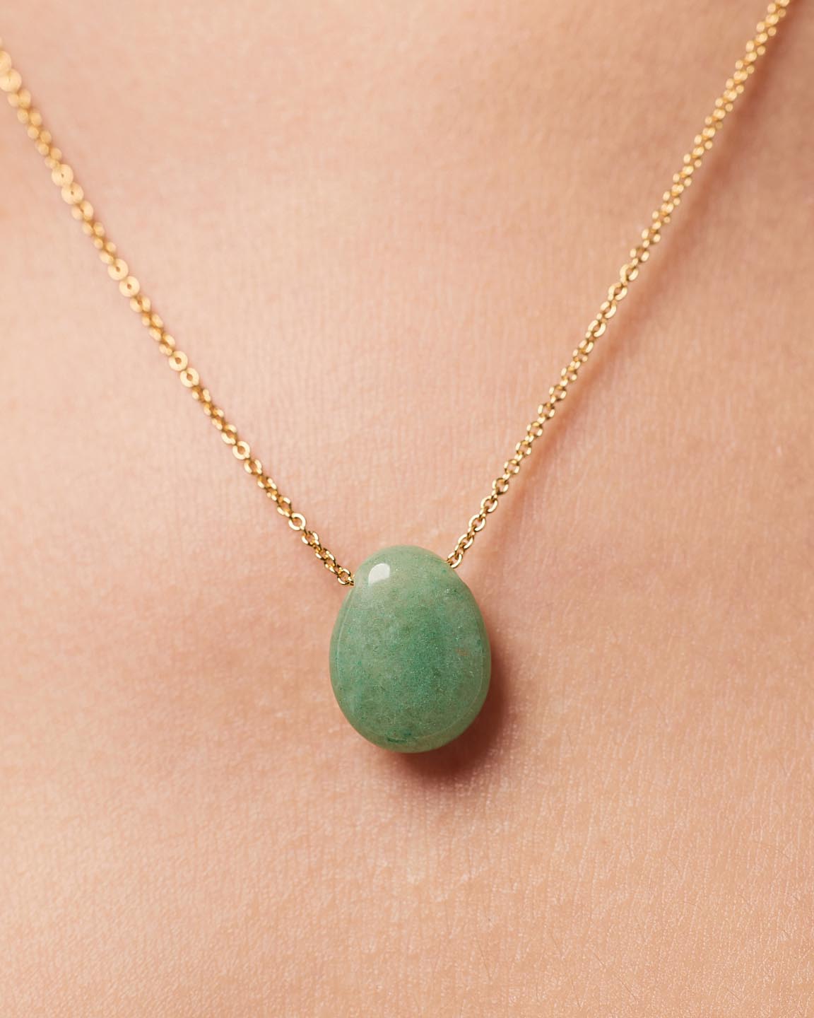 Pebble Pendant Necklace | 14K Gold on Brass | Green Aventurine