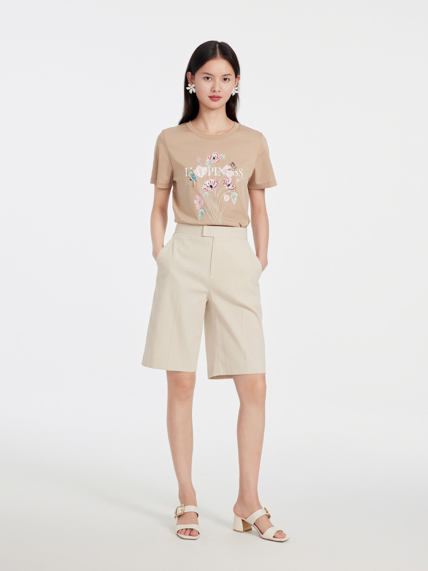 T-SHIRT With A Floral Design | Beige