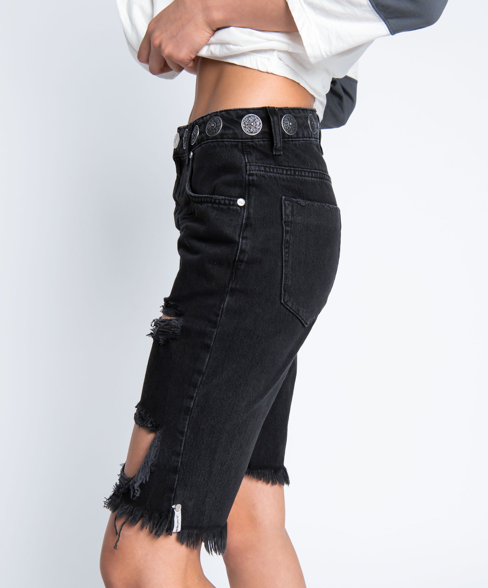 Truckers Mid Waist Long-Length Relaxed Denim Shorts | Black