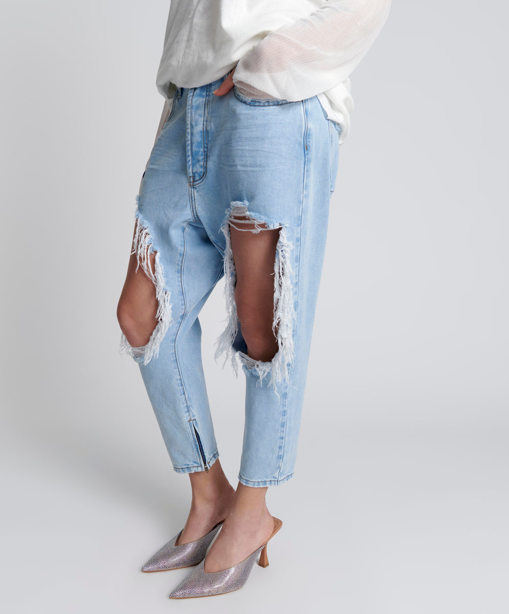 Kingpins Low Waist Cropped Boyfriend Denim Jeans | Blue Latte