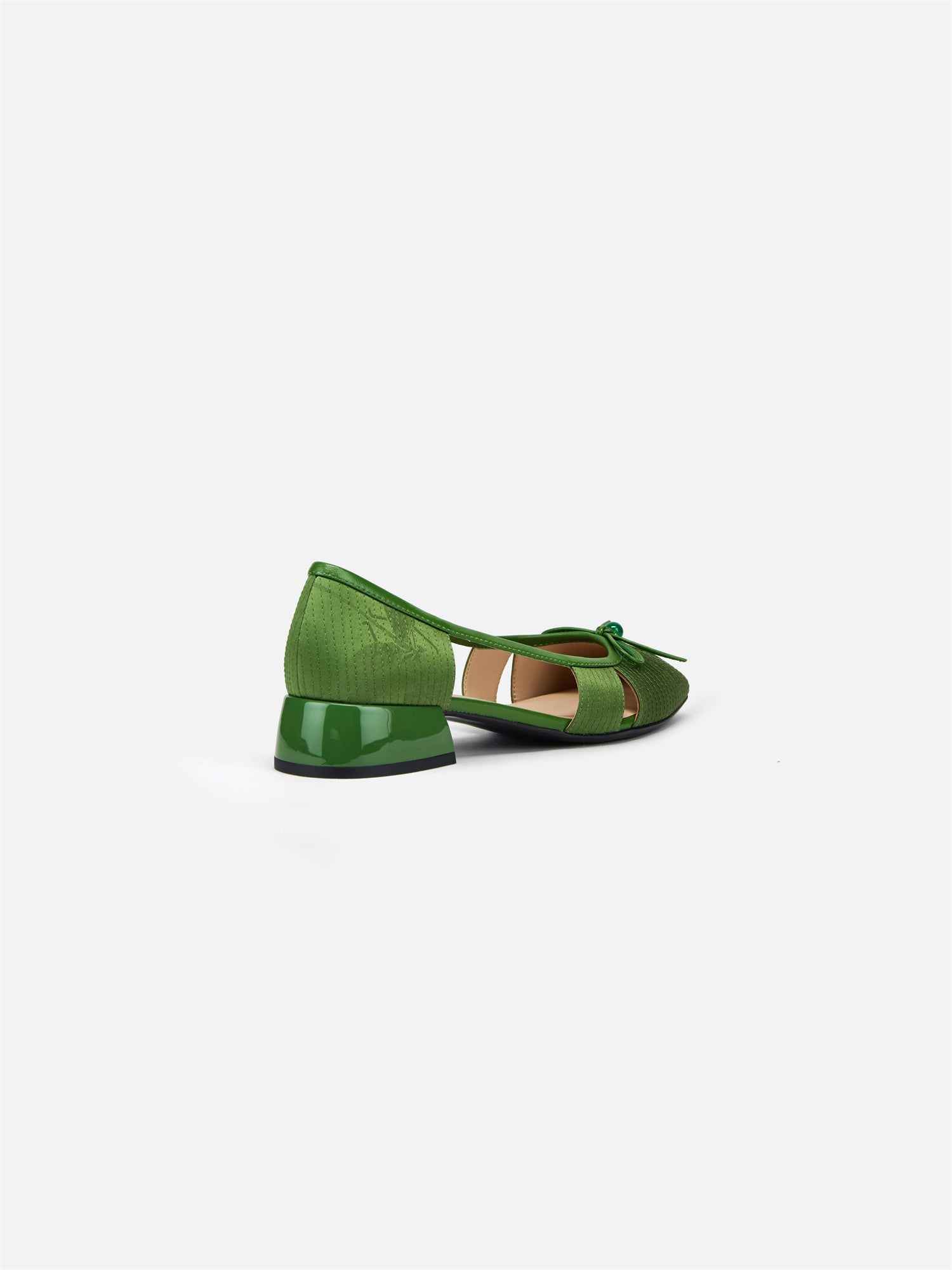 Radiant Silk-Inspired Chinese-Style Flats | Green