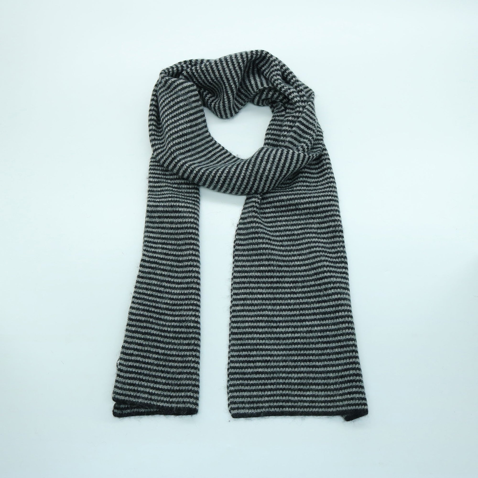 Striped Scarf | Black/Grey