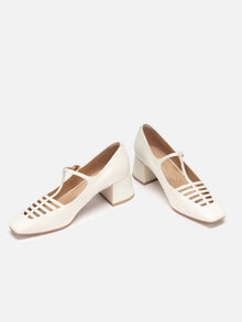 Pointed Toe Heels | White