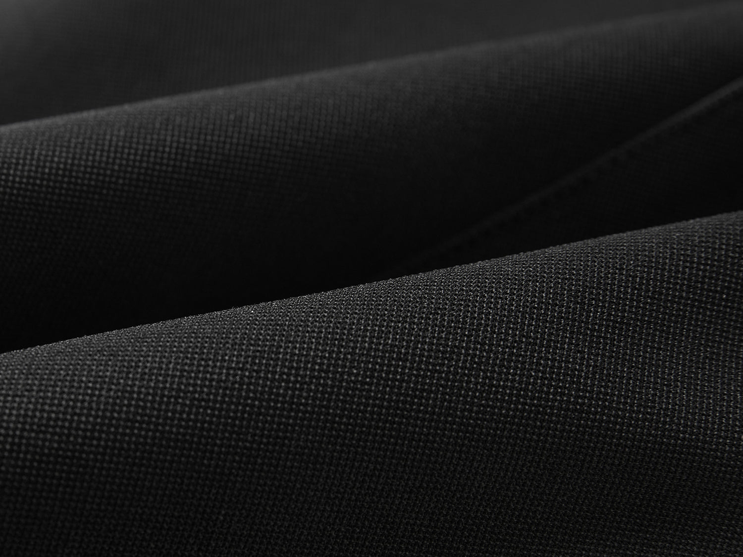 Feminine-Type Fishtail Pant | Black