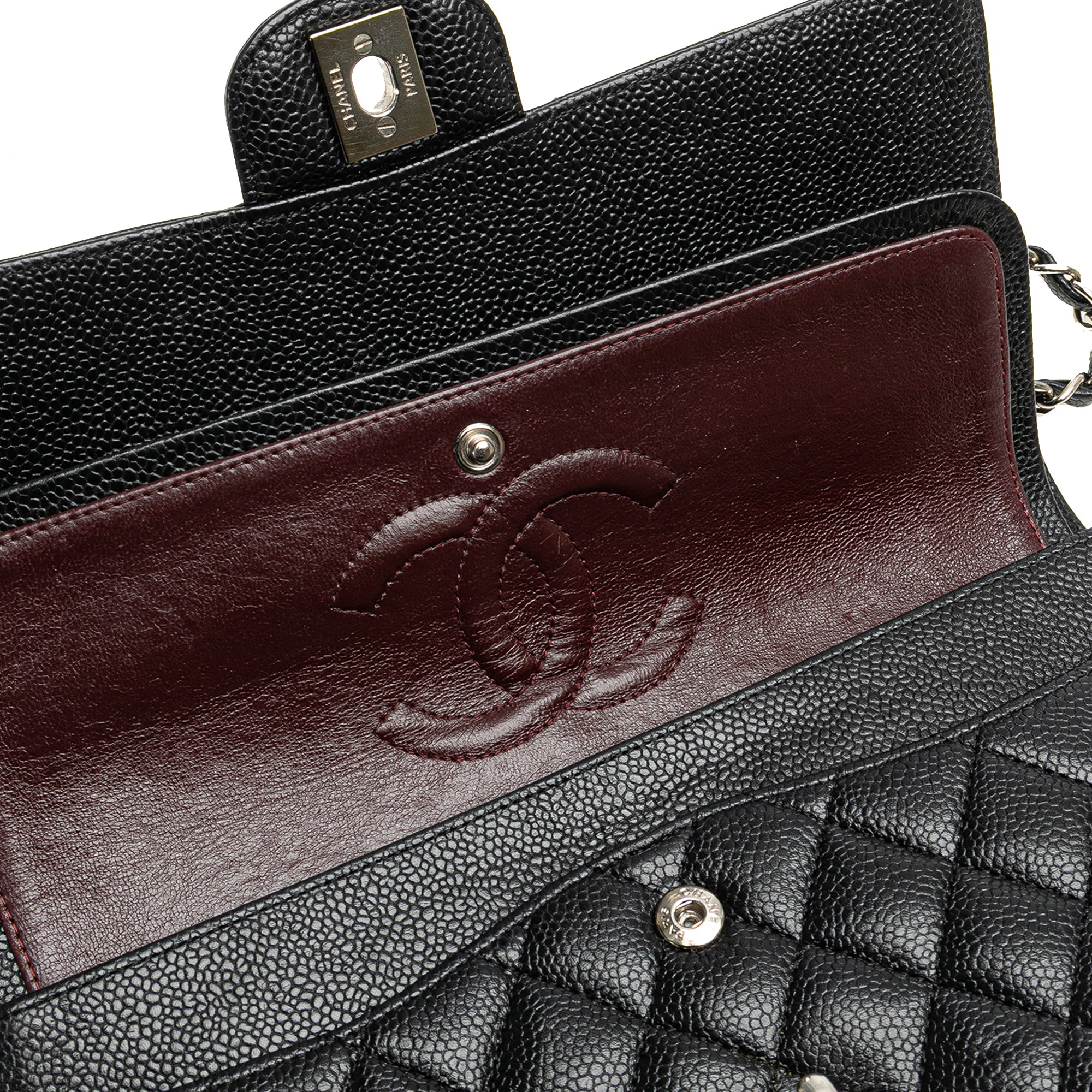 Chanel | Pre-Owned Medium Classic Caviar Double Flap | Black