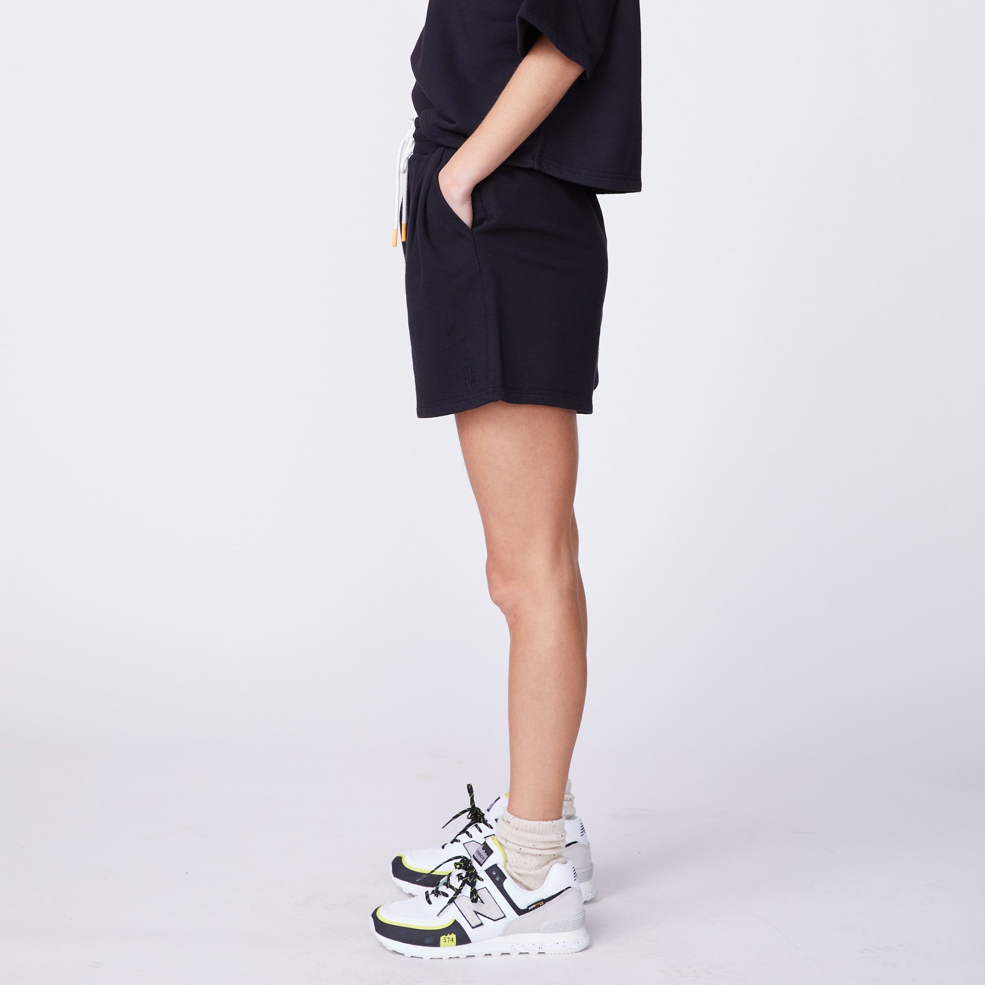 90's Classic Sweat Short | Women | Black