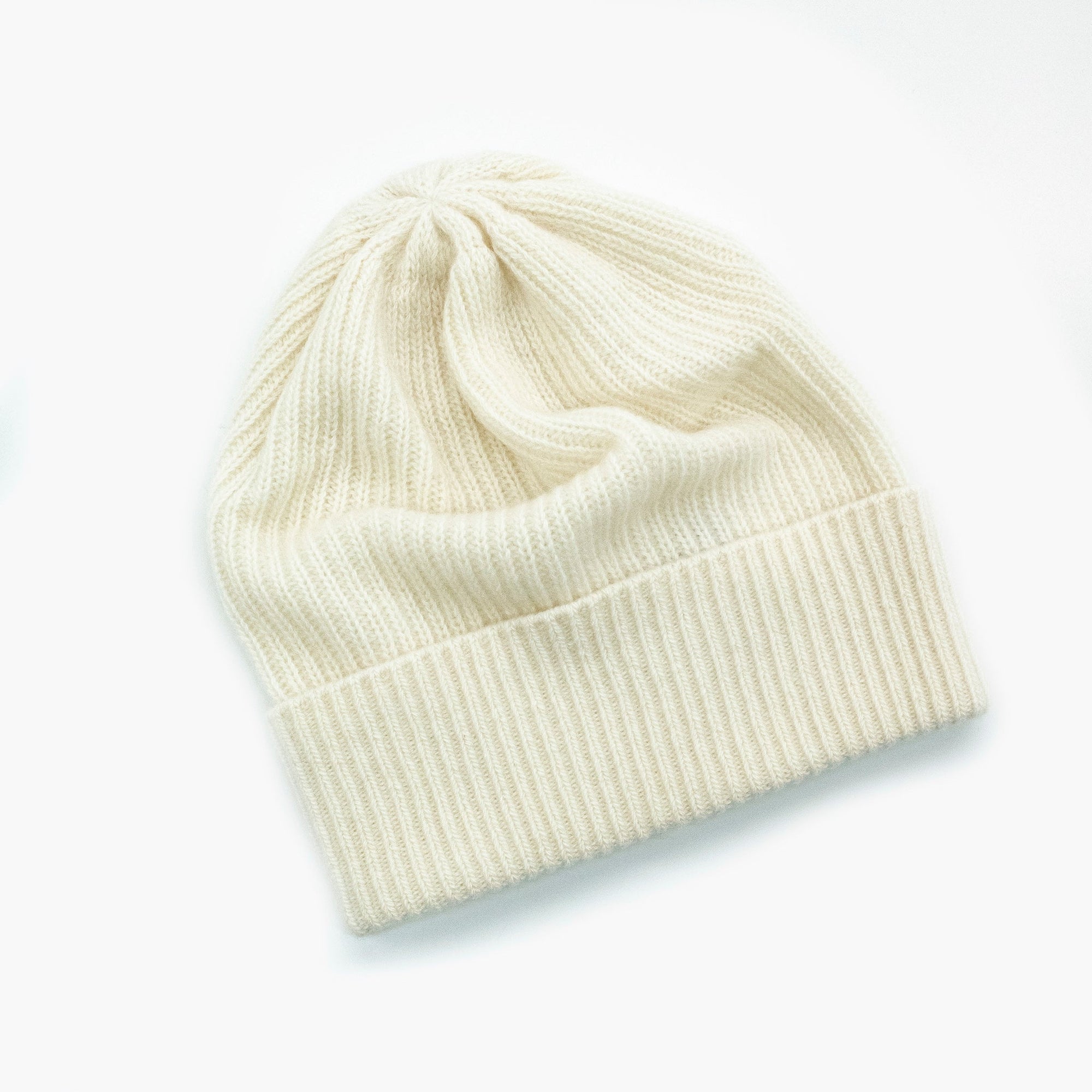 Cashmere Ribbed Beanie | White