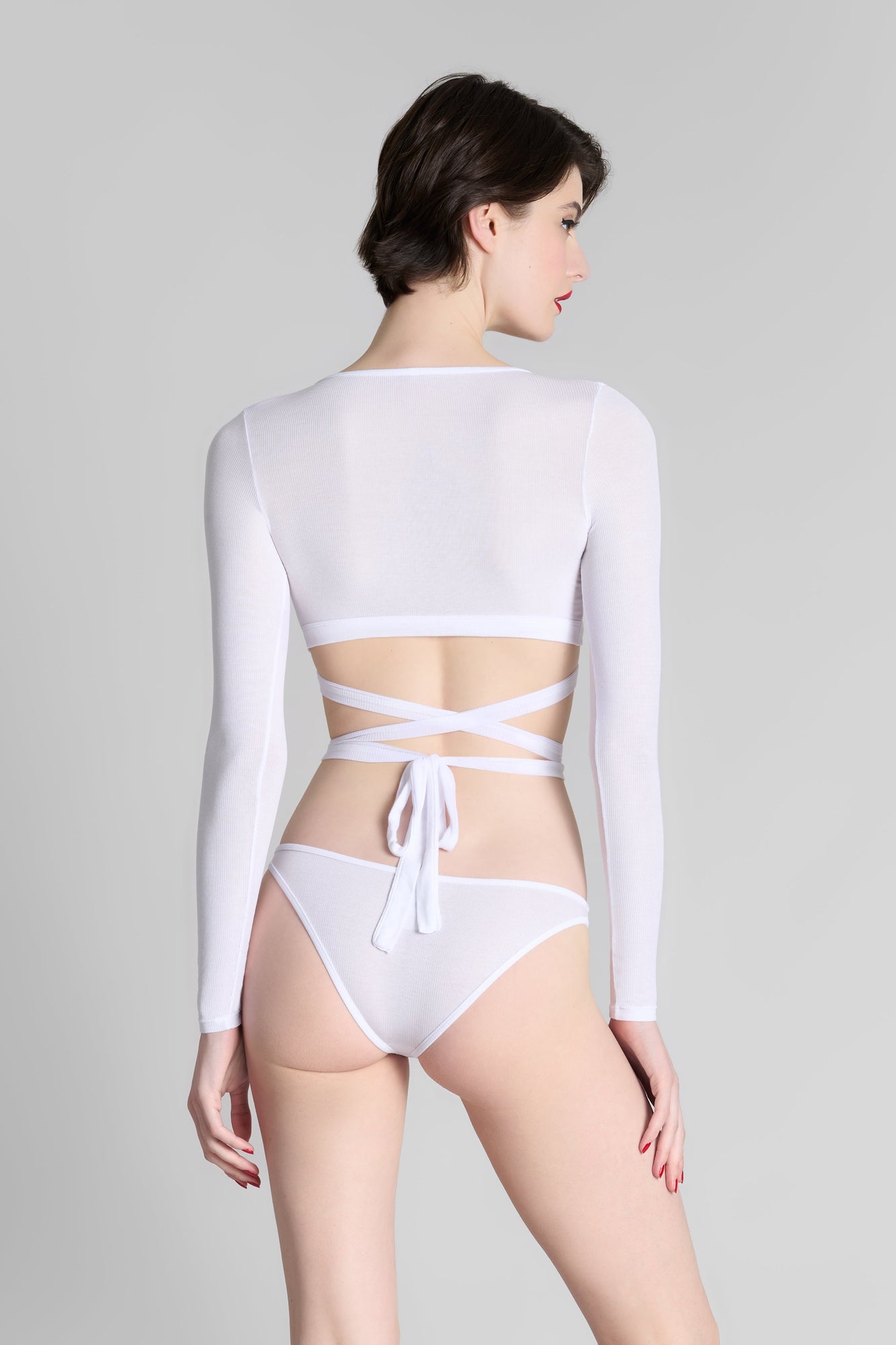 Long Sleeves Wrap Top - La Femme Amazone | White