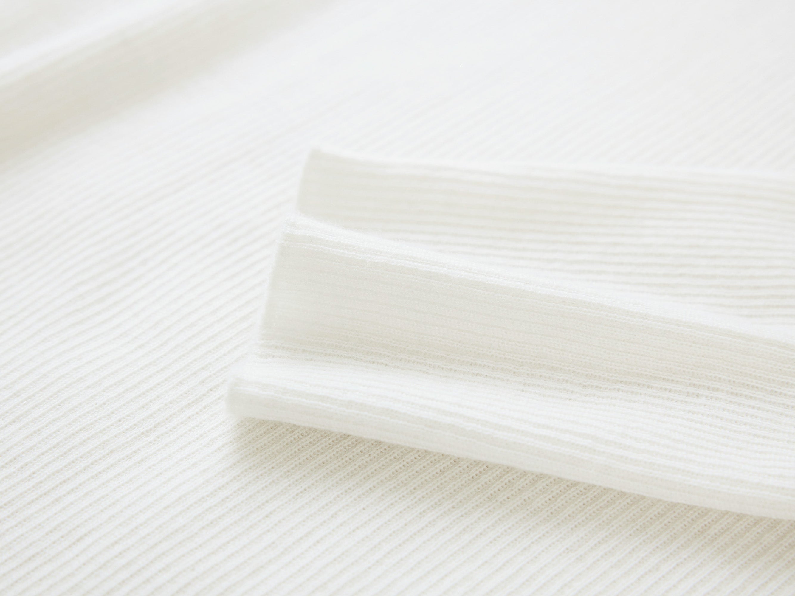Cashmere Seamless Base Layer Top | White