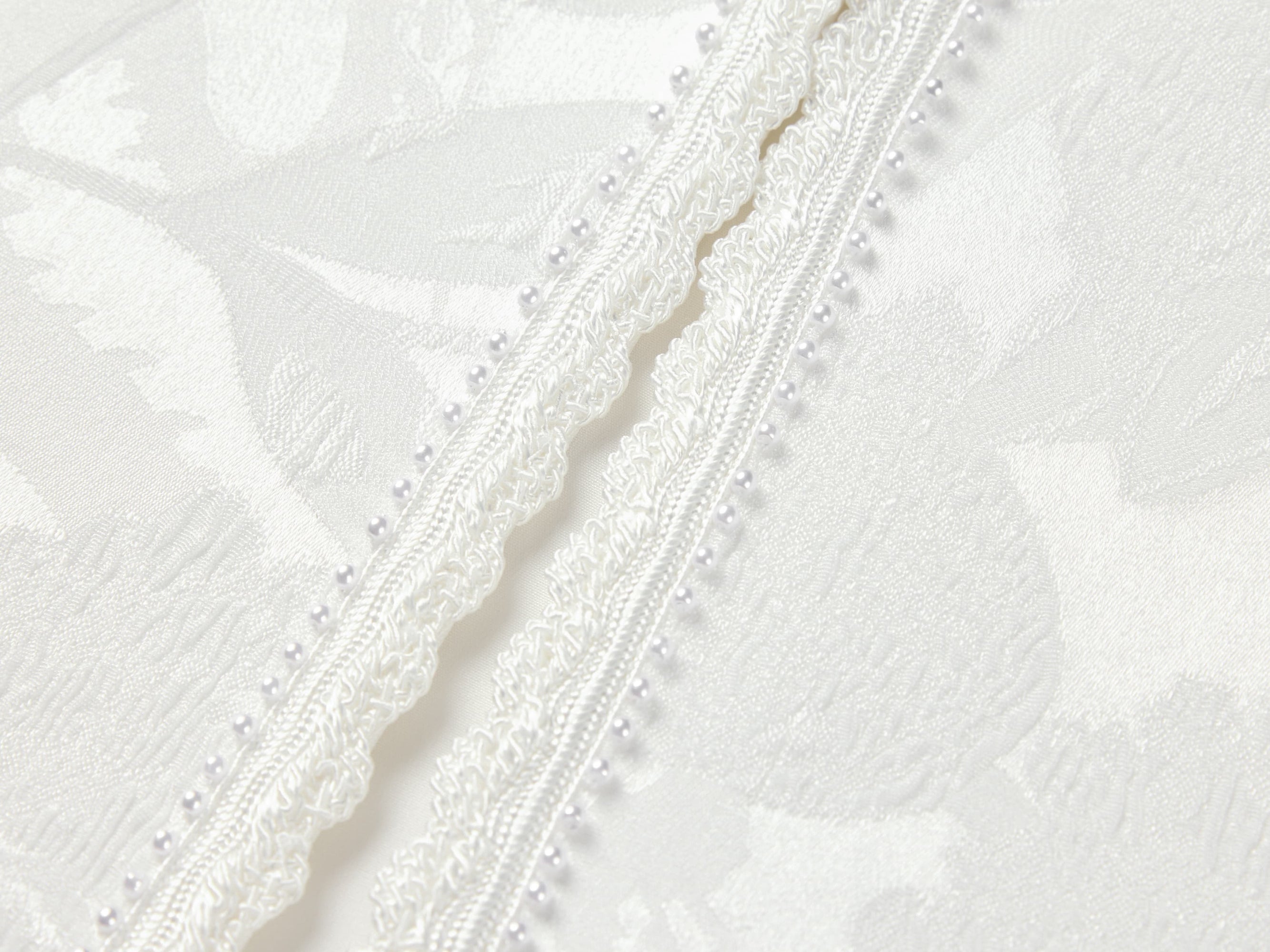 Embroidered Cropped Jacket | White