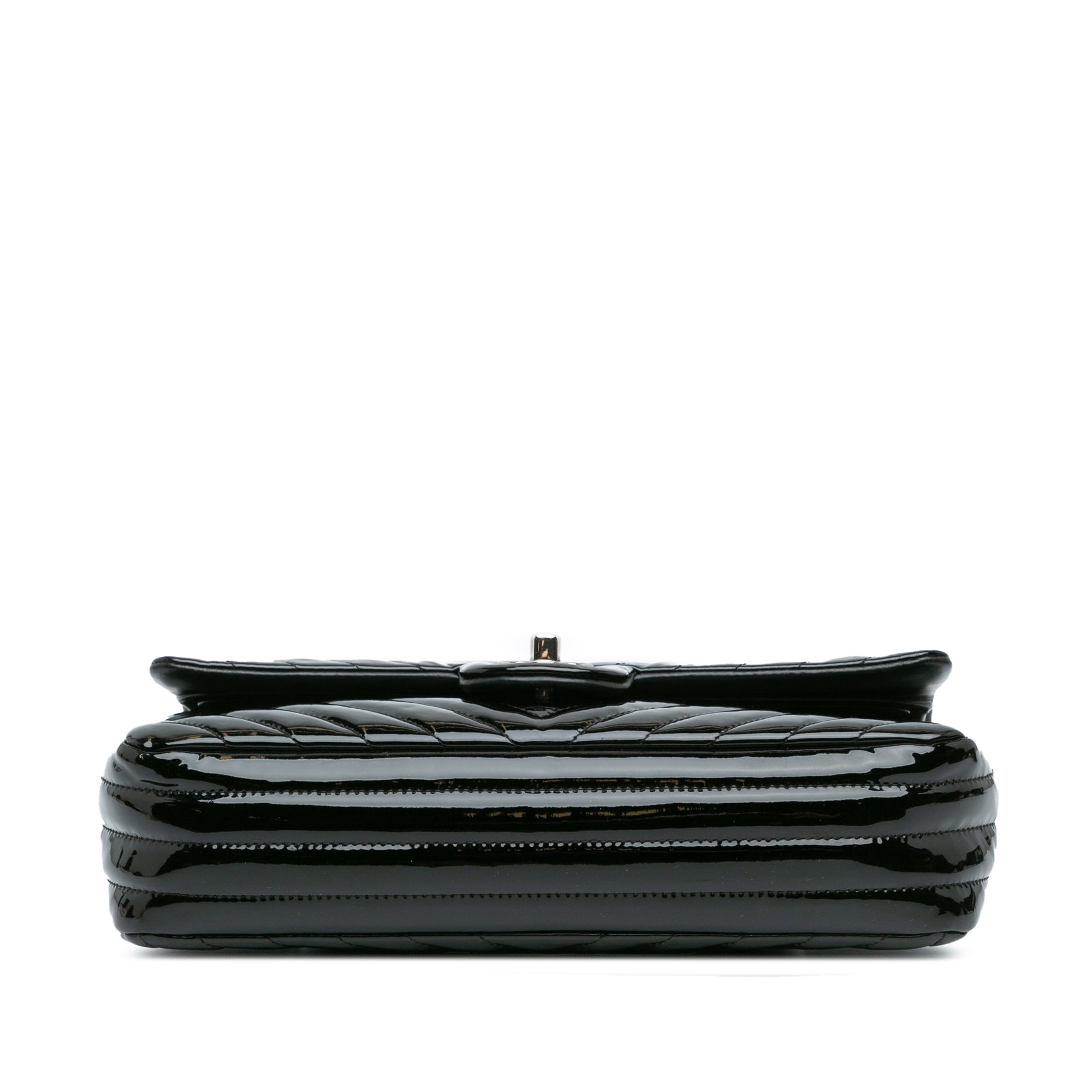 Chanel | Pre-Owned Medium Classic Chevron Patent Double Flap - I | Black