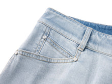 Light Wash Wide-Leg Jeans | Blue