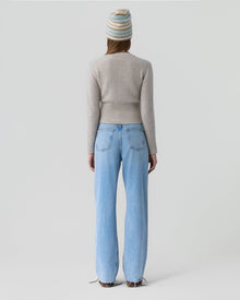 Alina Crew | Sandstone