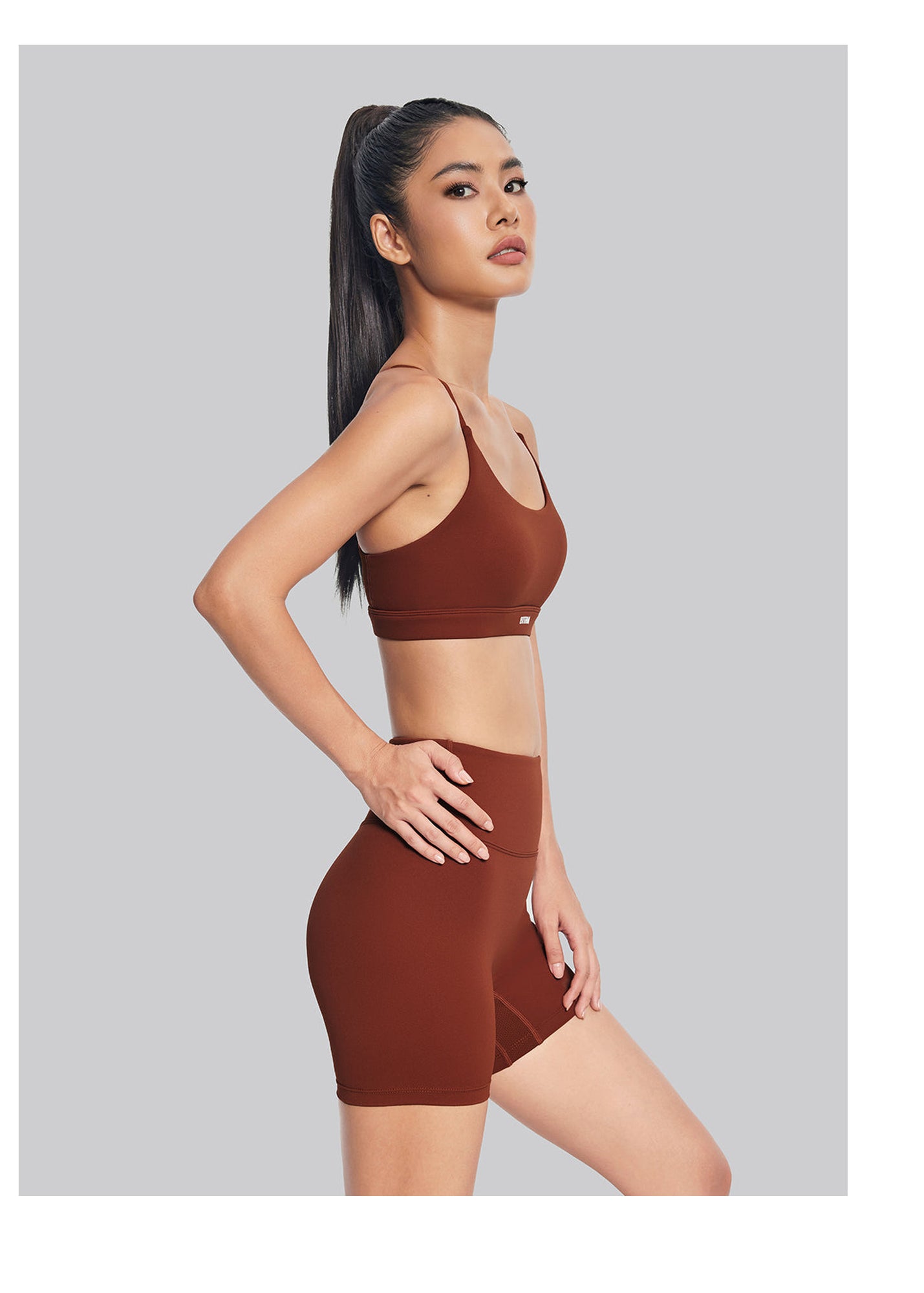 Airy Active Strap Top | Rust Brown