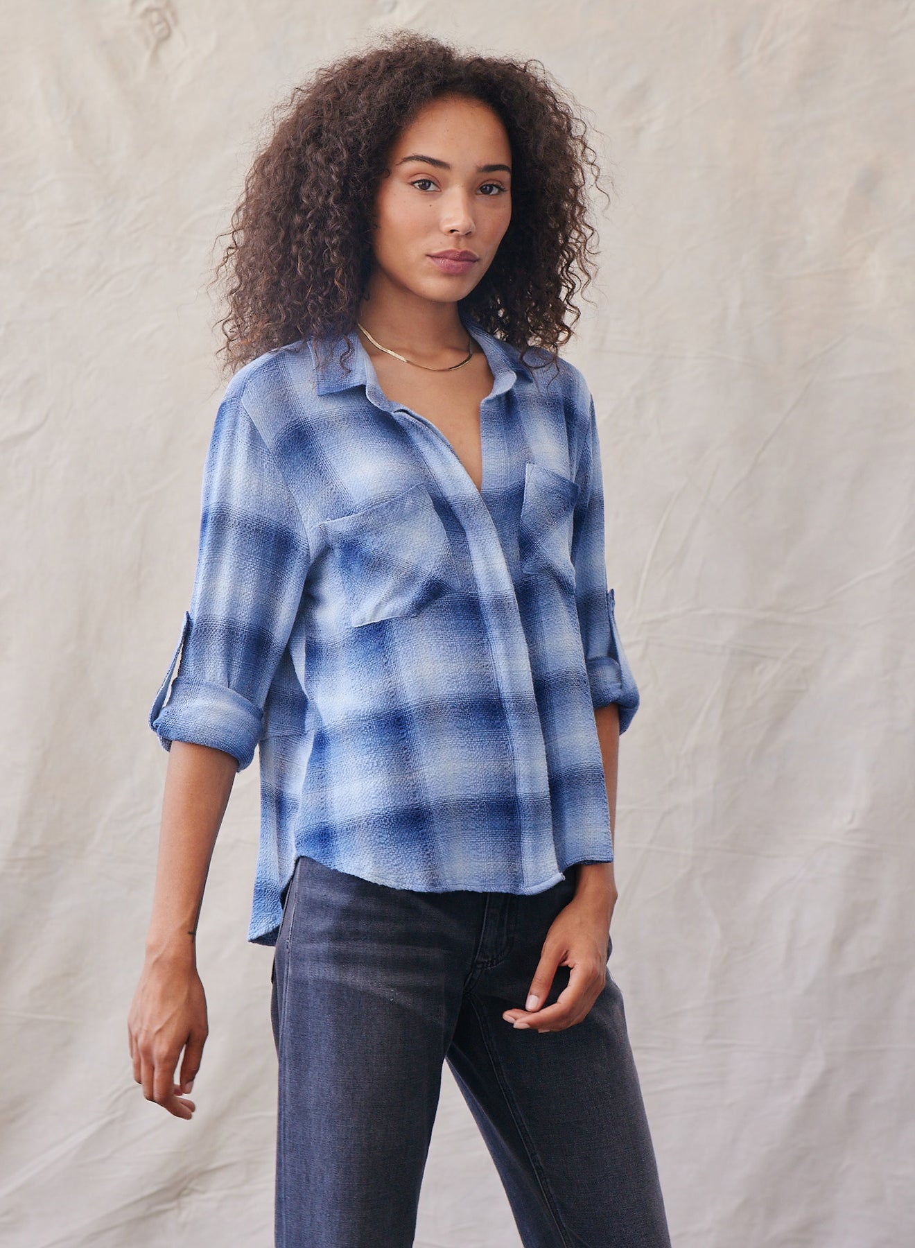 Bella DahlSplit Back Button Down - Indigo Heather PlaidTops