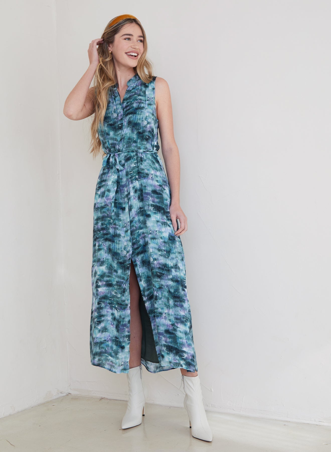 Bella DahlSleeveless Button Down Maxi Dress - Garden Camo PrintDresses