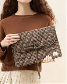 Color: Brown/Black Check