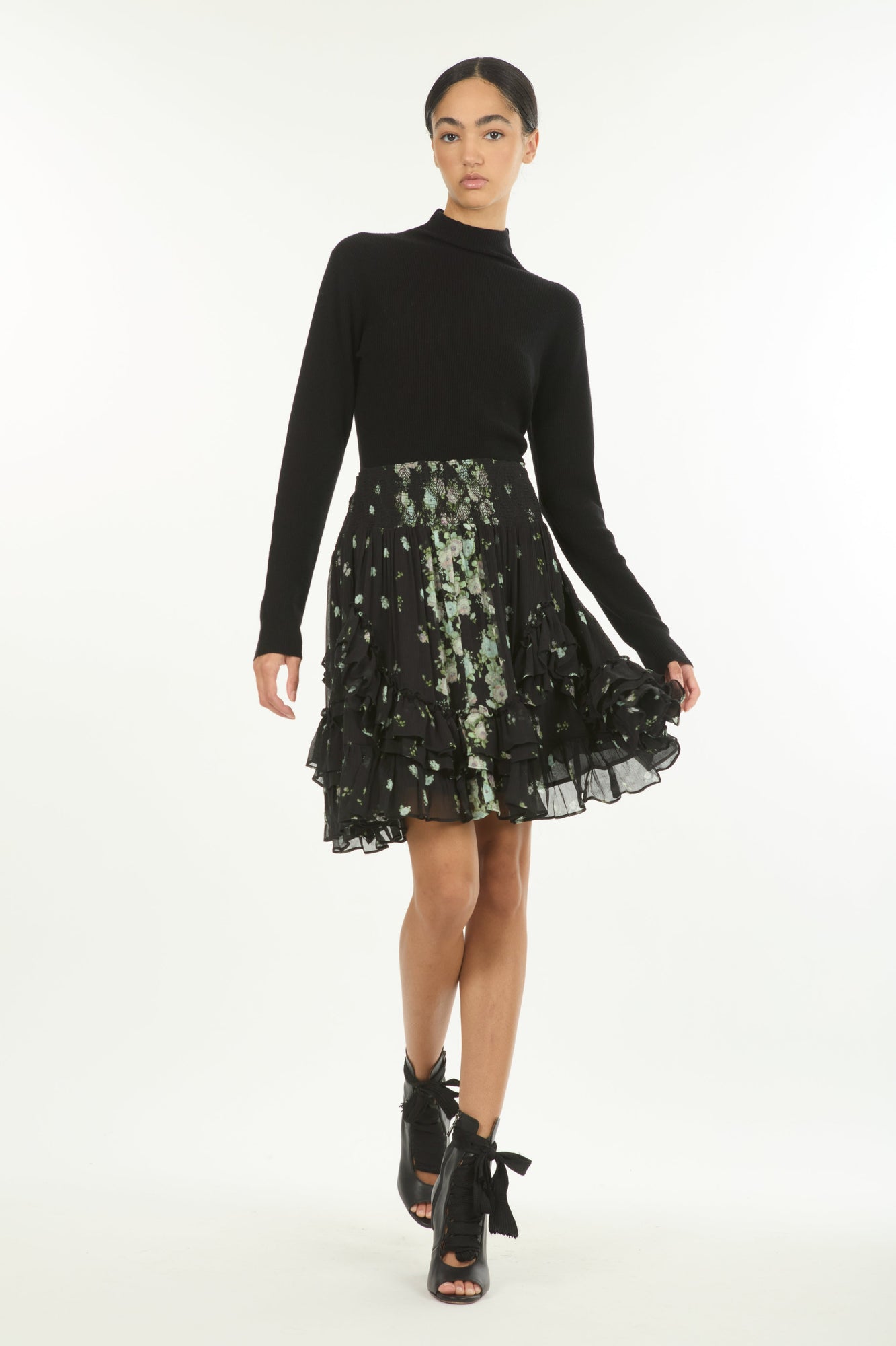 Aeria Skirt | Black Floral Alley