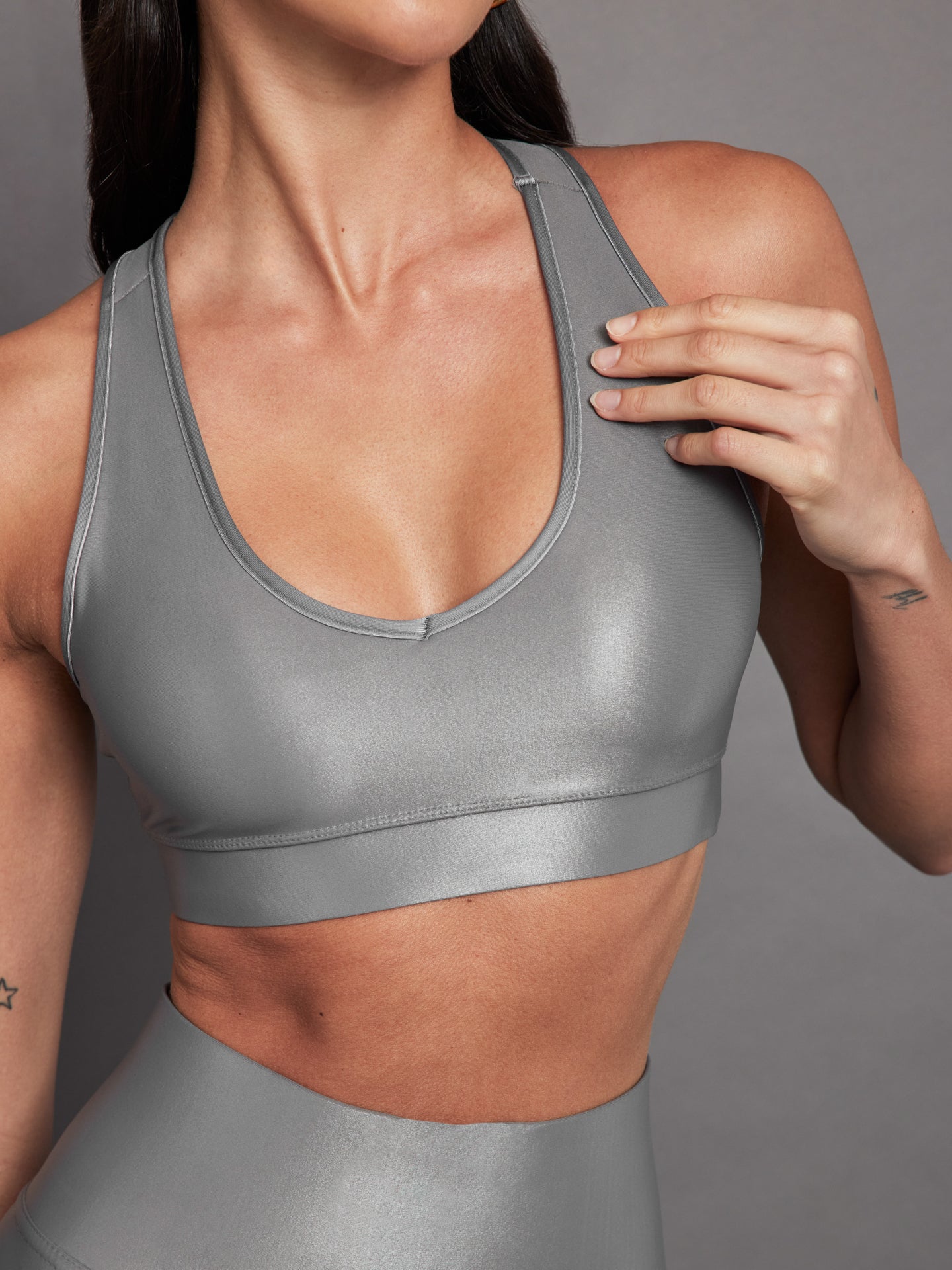 Carbon38 | Action Bra 2.0 In Takara Shine | Steel Grey