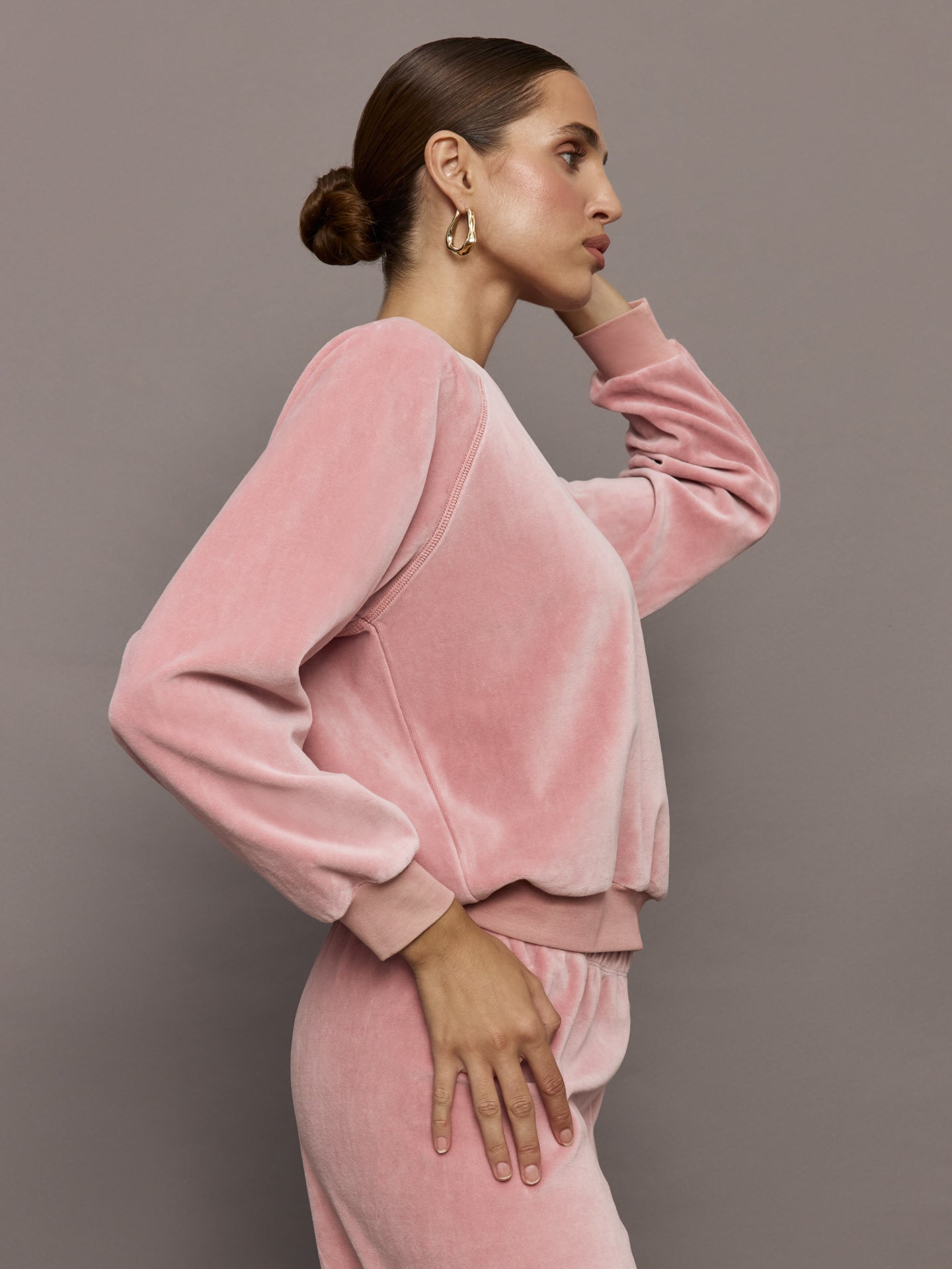 Raglan Pullover in Velour | Blush