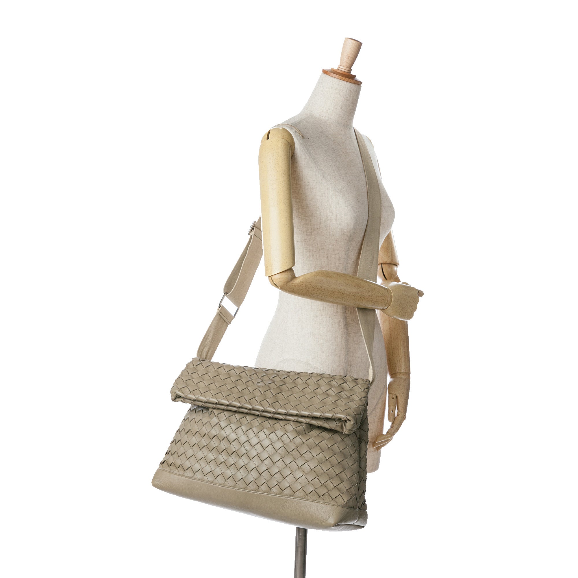 Bottega Veneta | Pre-Owned Nappa Intrecciato Fold Over Crossbody | Brown/Beige