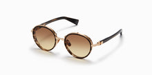 Womens | Croissy Sunglass | White Gold - Dark Brown Swirl | Dark Brown to Amber