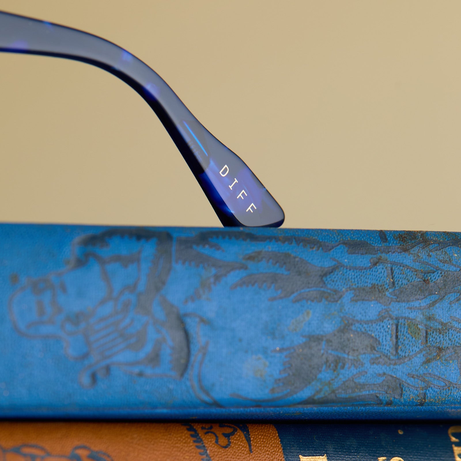 Mens | Prince Fiyero Sunglasses | Midnight Blue Tortoise | Warm Brown Lenses