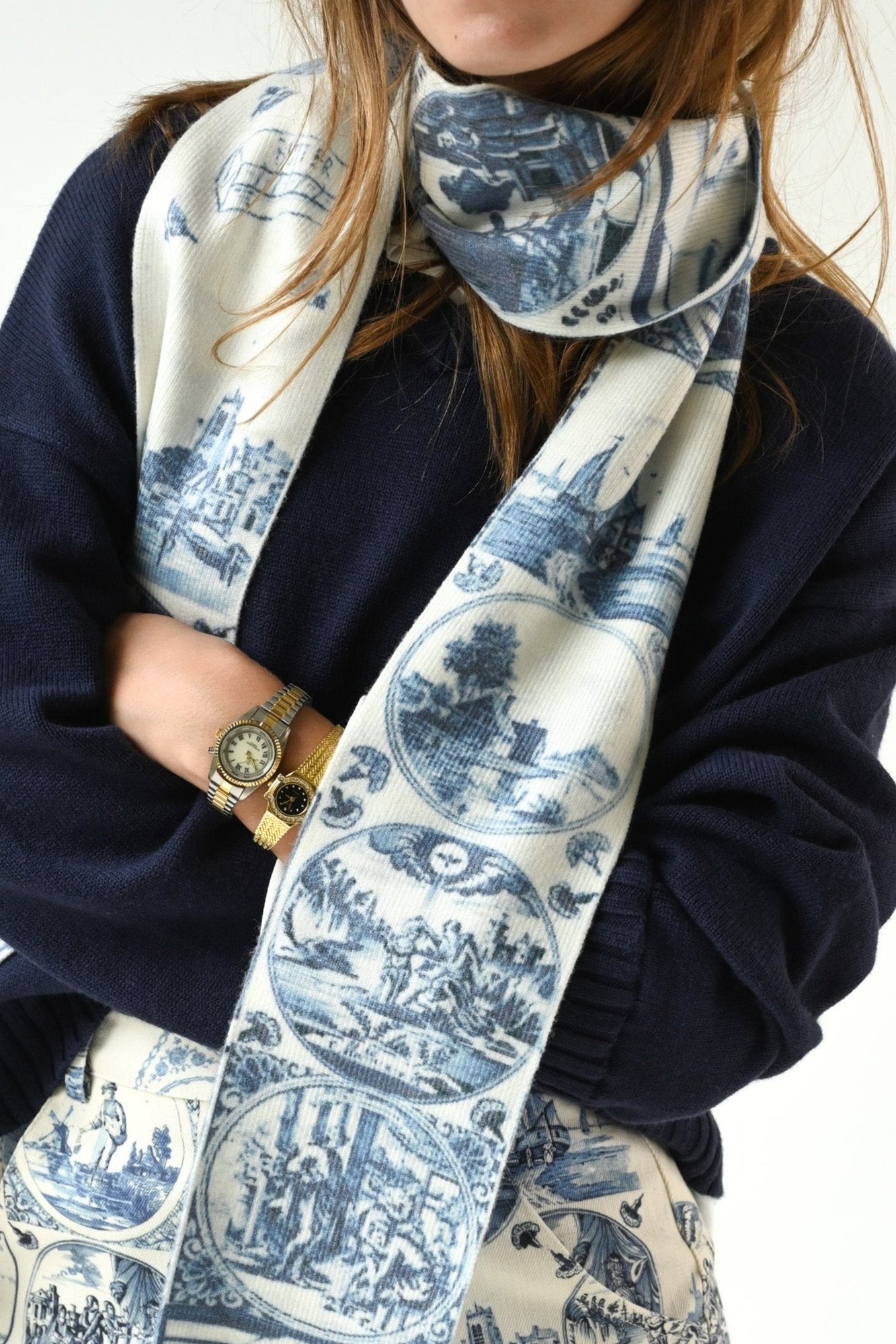 Delft Knit Scarf | White & Blue
