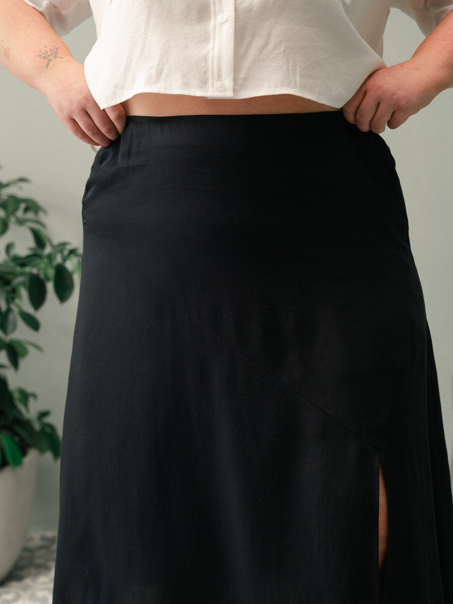 Gaze Midi Skirt | Black