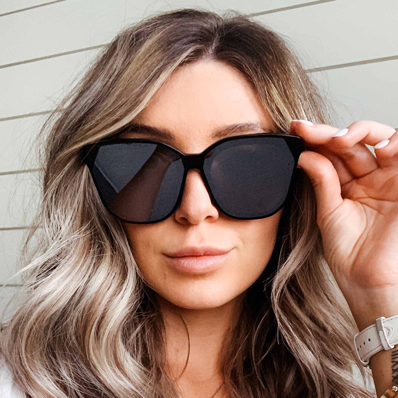 Womens | Gia Sunglasses | Cream Tortoise | Grey Lenses