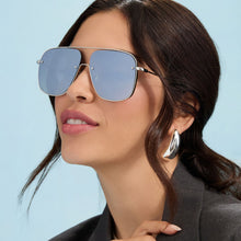 Womens | Cynthia Sunglasses | Silver | Grey Gradient With Silver Flash Polarized Lenses
