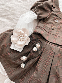 Girl | Evangeline Ivory Flower Tie With Pearl Center and Flower Tassels | Champagne