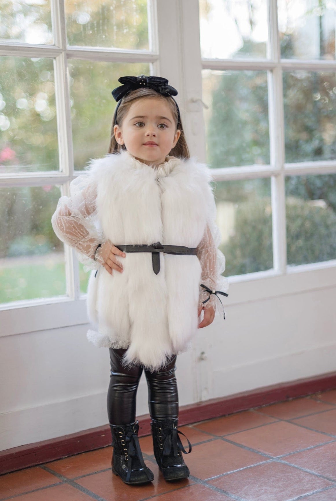Girl | Faux Fur Vest | White