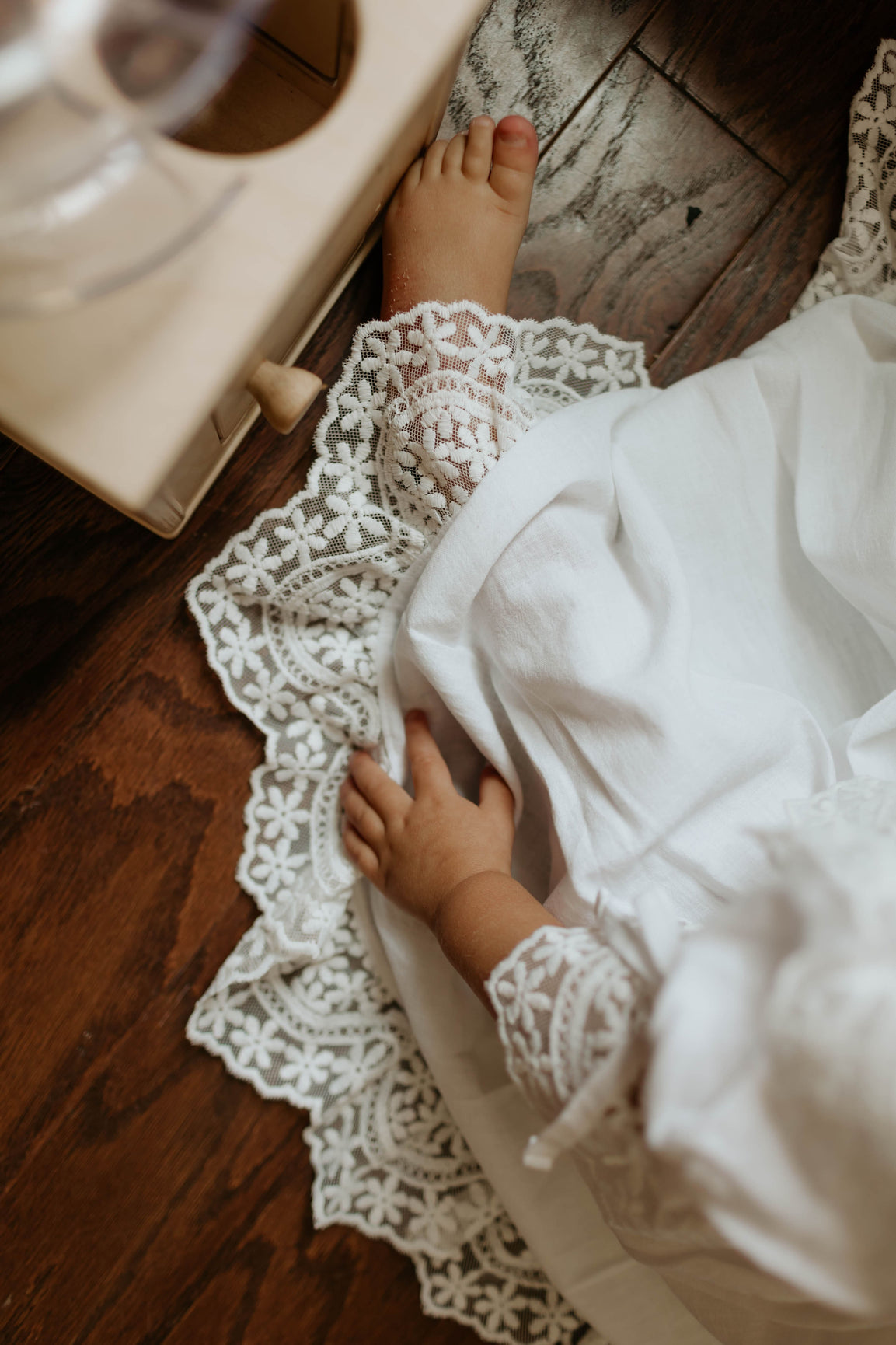 Girl | Katherine Embroidered Linen Dress | White