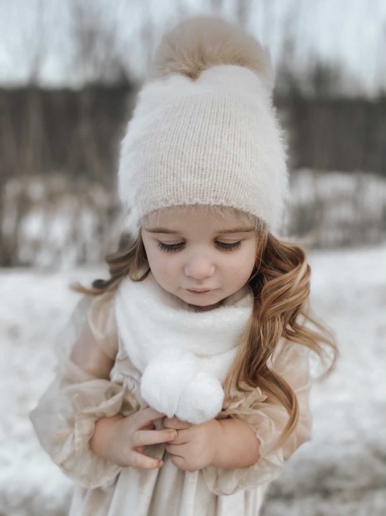 Girl | Milana Victoria Neck Warmer | White
