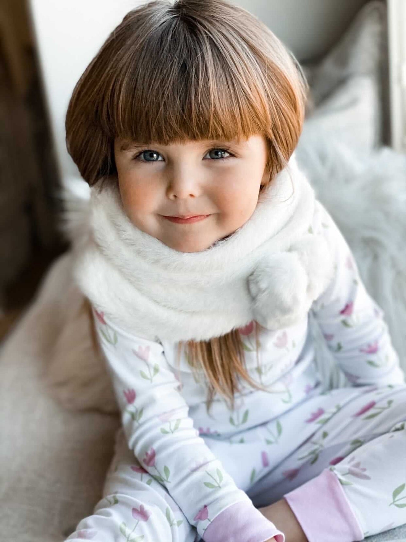 Girl | Milana Victoria Neck Warmer | White