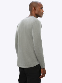 AO Long Sleeve Henley Curve-Hem | Heather Grey Signature-fit PYCA Pro