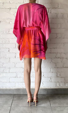 Hemant And Nandita | Abira Viscose Crepe Flat Chiffon Short Kaftan With Belt | Pink