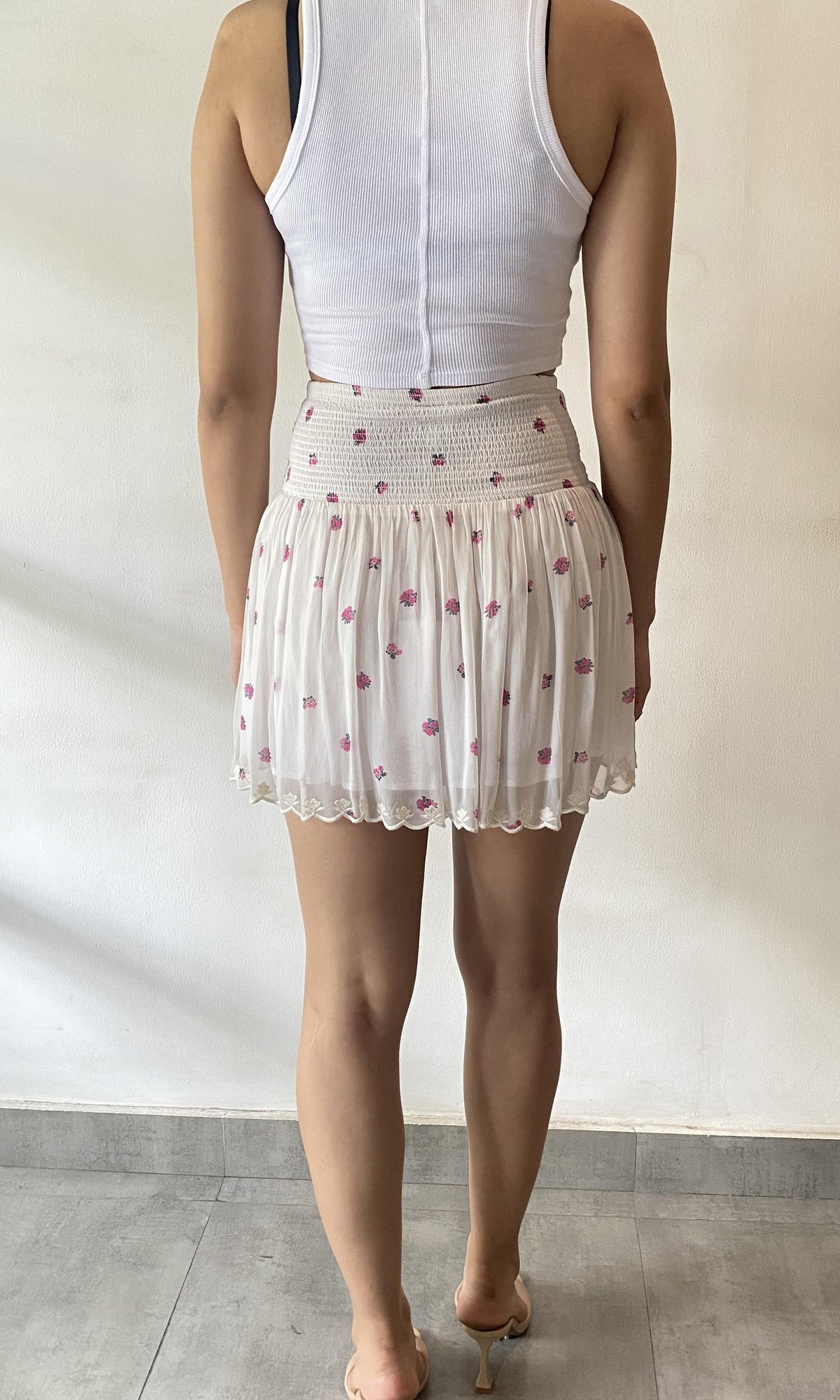 Hemant And Nandita | Inv Viscose Georgette Short Skirt | White Multi