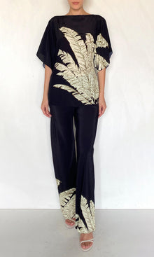 Hemant And Nandita | Palm Viscose Heavy Crepe Boat Neck Top | Black