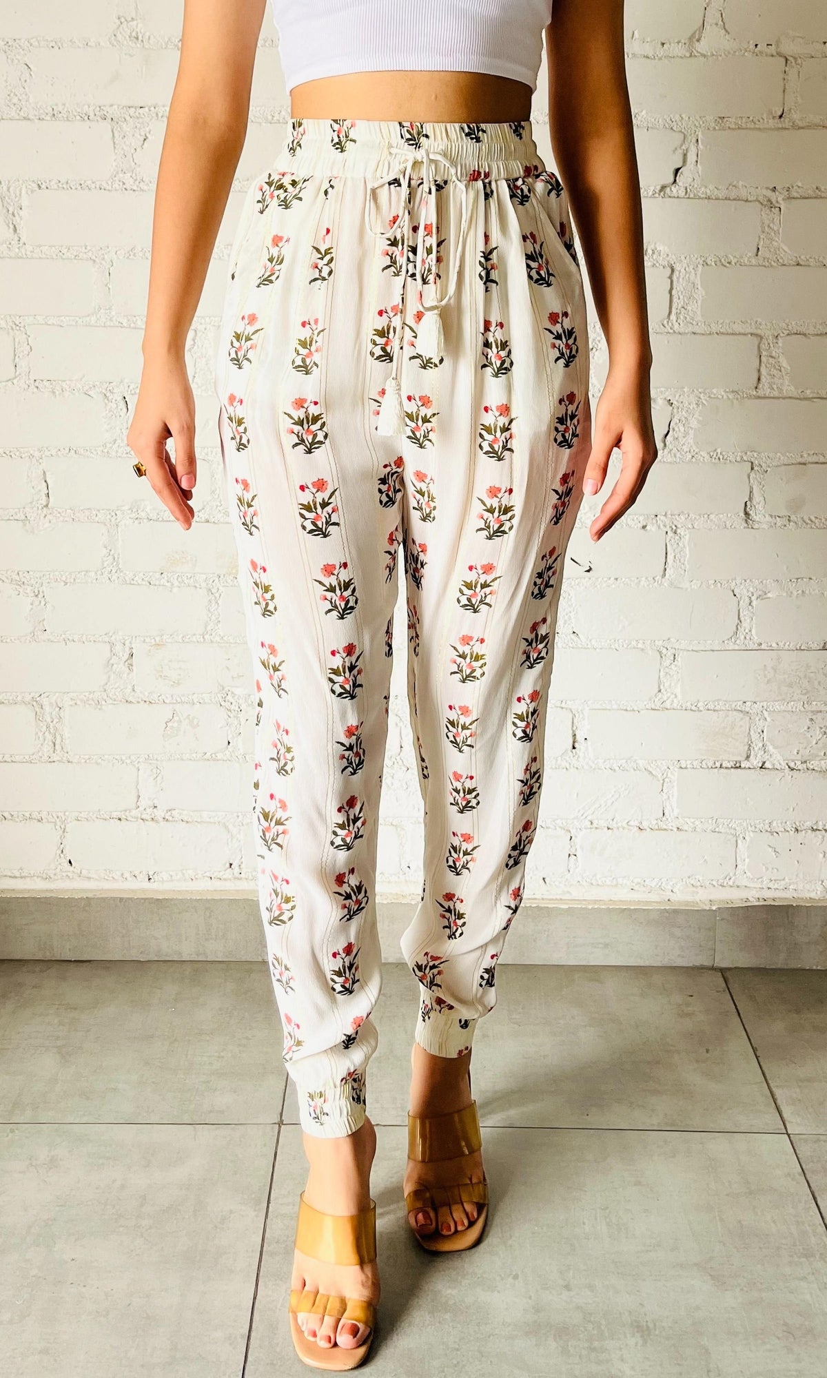 Hemant And Nandita | Pria Viscose Moss Crepe Pants | White