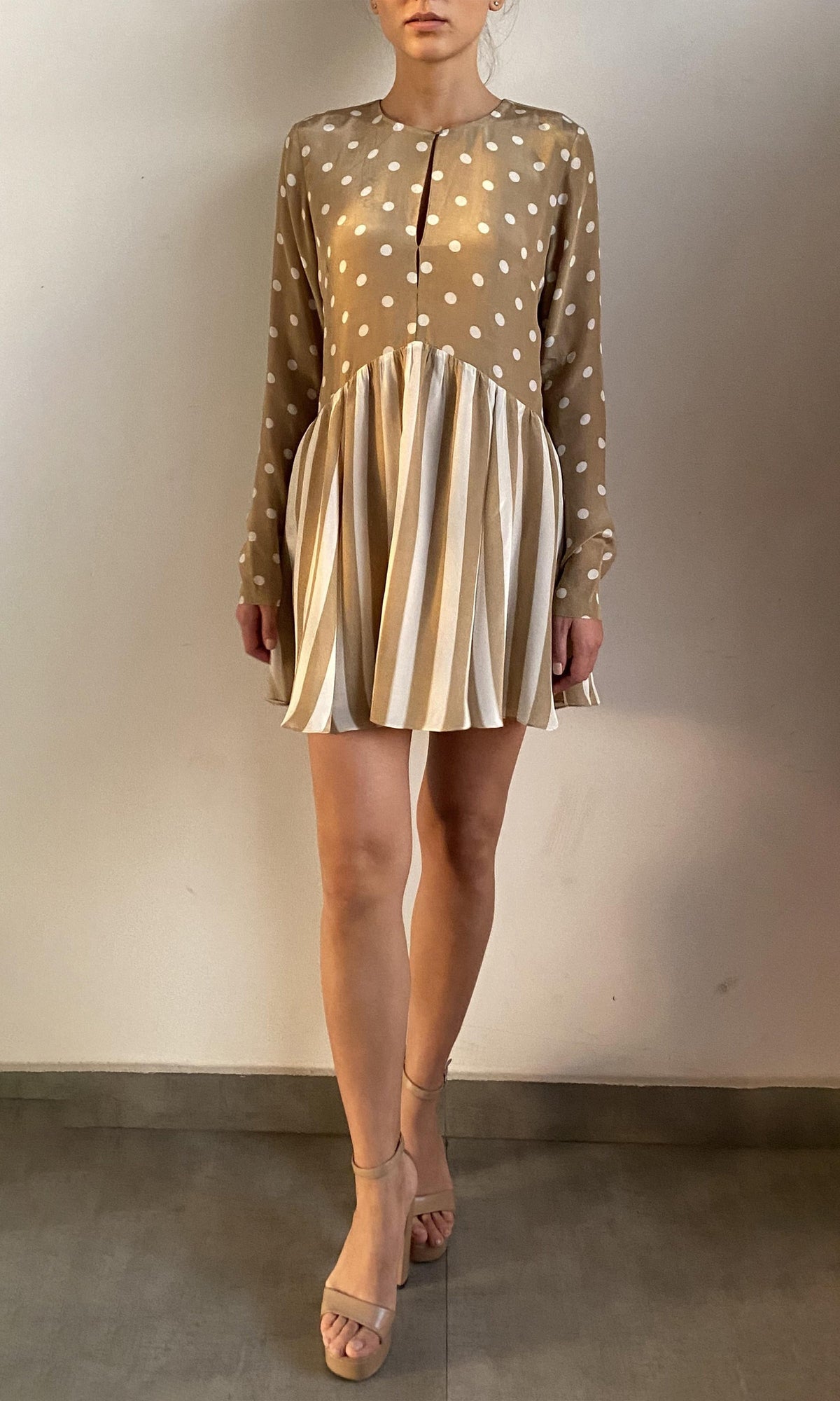 Hemant And Nandita | Tira Viscose Crepe Short Dress | Brown White