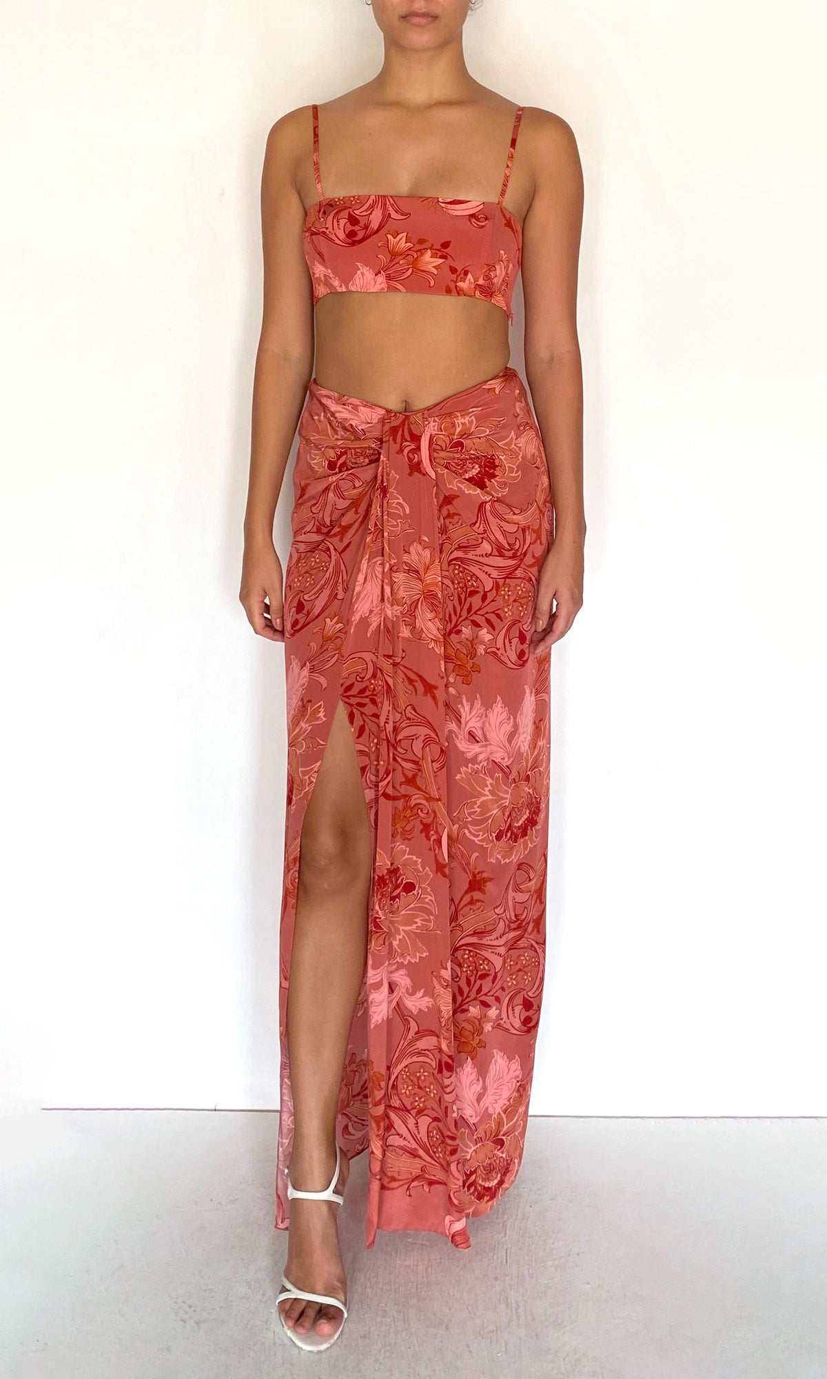 Hemant And Nandita | Vine Viscose Natural Crepe Bandeau | Coral