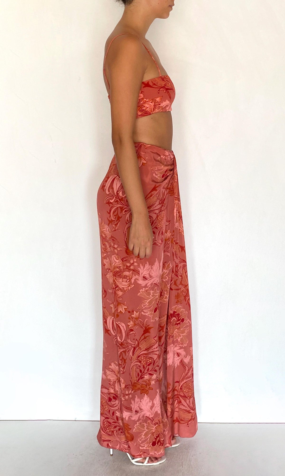 Hemant And Nandita | Vine Viscose Natural Crepe Bandeau | Coral