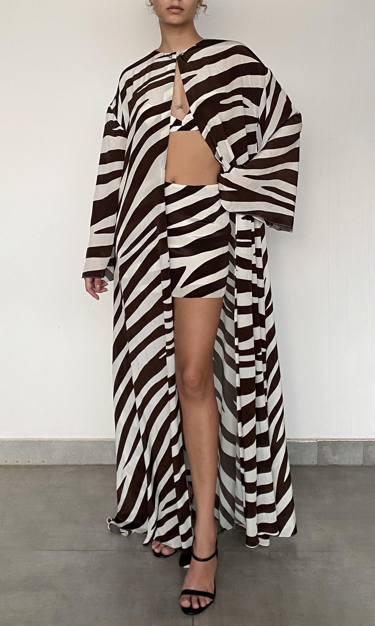Hemant And Nandita | Zuba Viscose Satin Cape | Black White