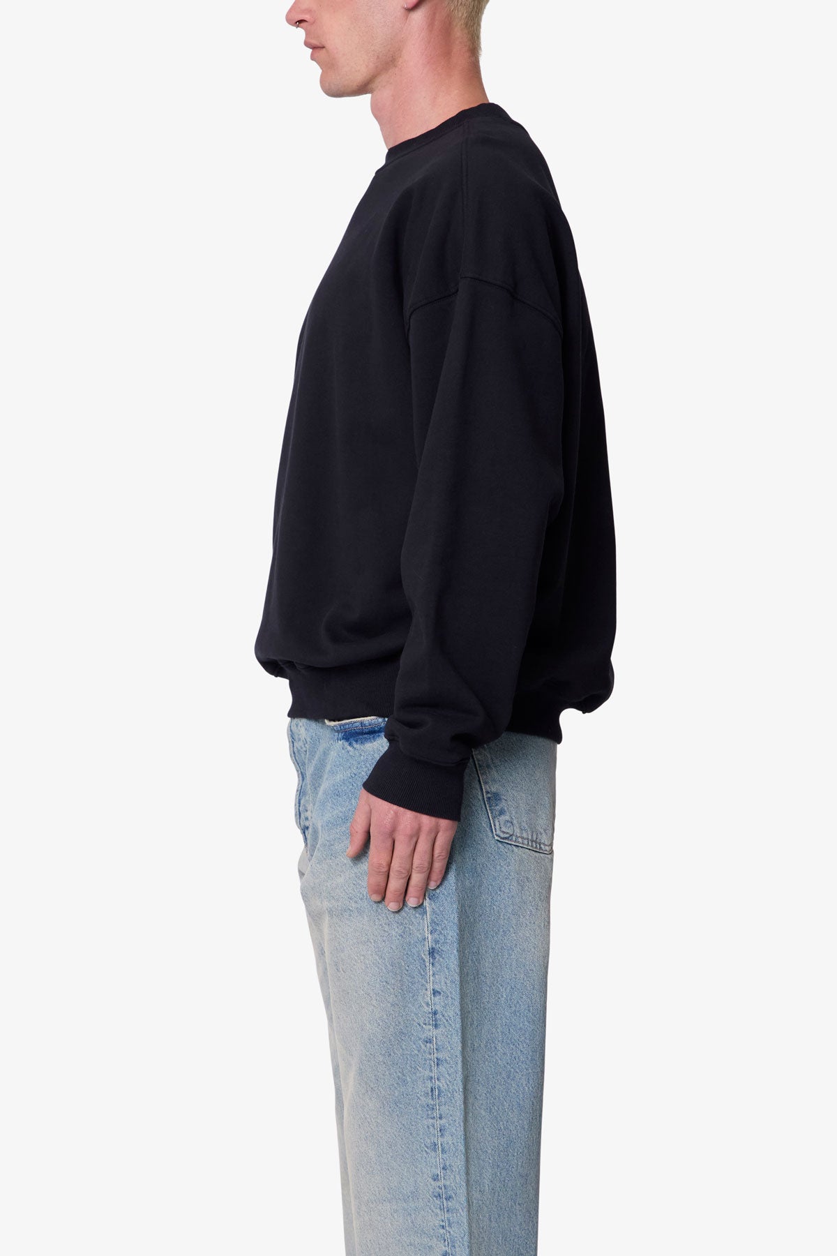 Heavy Basic Crewneck Sweater | Black