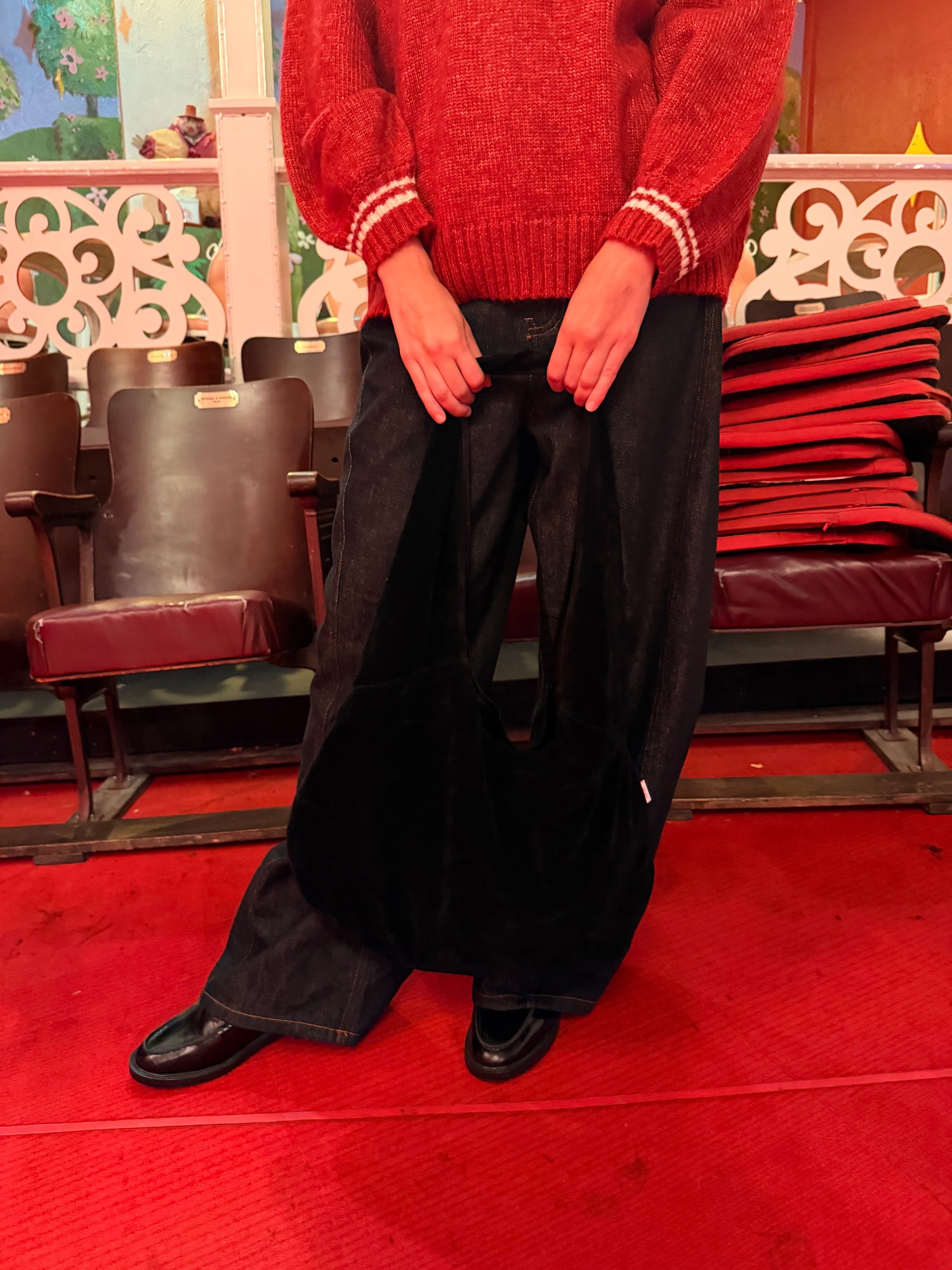 Vera Suede Tote Bag | Black