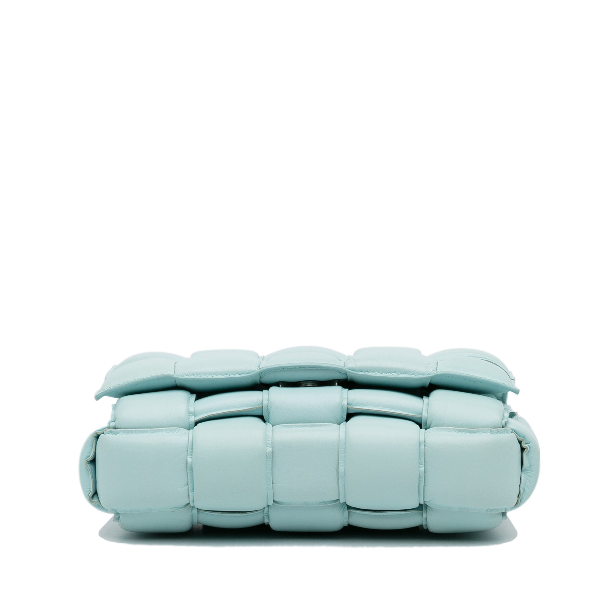 Bottega Veneta | Pre-Owned Nappa Intrecciato Padded Cassette Crossbody - II | Blue/Light Blue