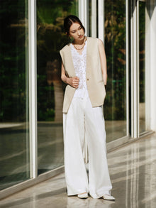 Straight-Cut Lace Vest | White