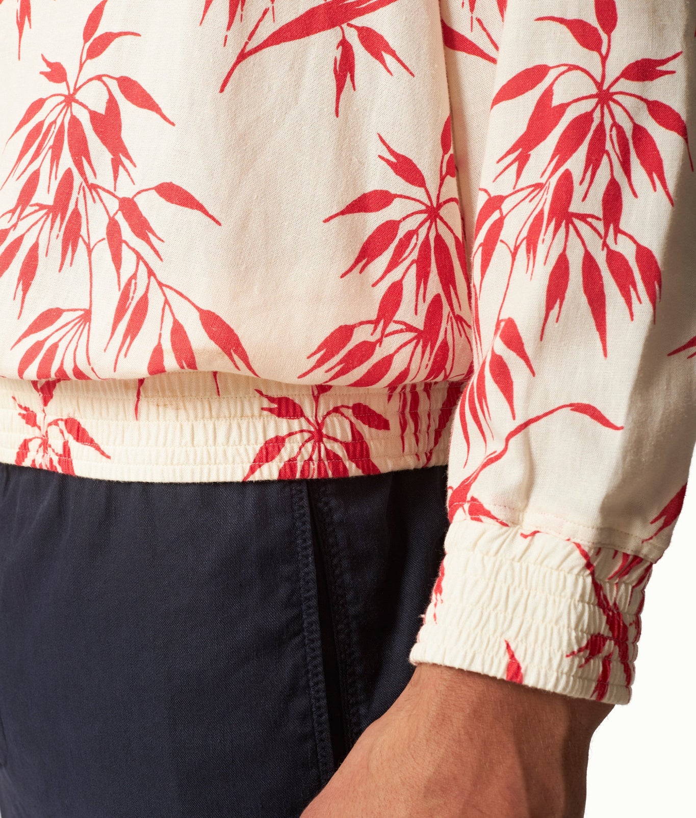 Lakewood Easy Fit Classic Collar Long-Sleeve Bamboo Print Linen Overhead Shirt | White Sand/Summer Red